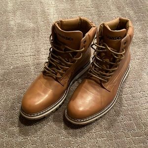 New Men’s Tan/Beige Hawke & Co Boots Size 8
